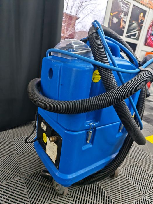 Închirieri utilaje Profesionale Curatenie.Injectie.Extractie Mochete