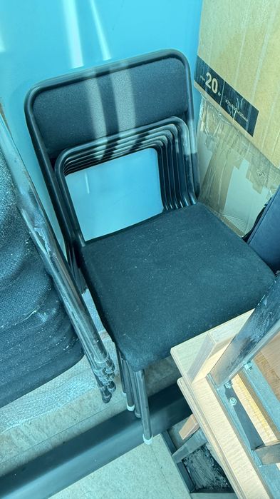 Стулья офисные б/у