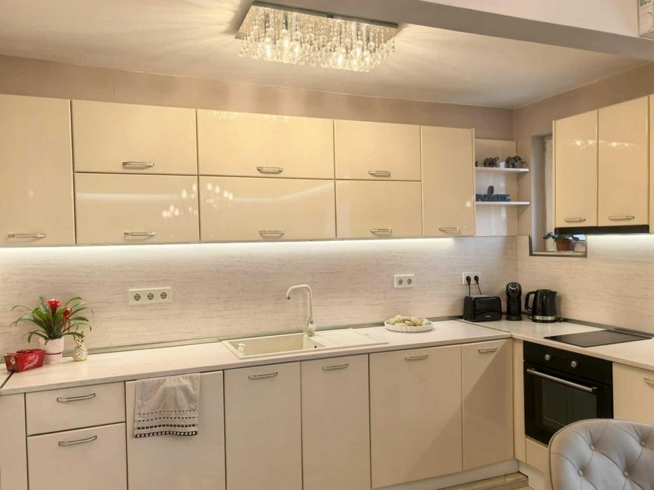 Продава се Мезонет в Плевен, Широк център - 91 кв.м за 2033 €/кв.м - Снимка #6