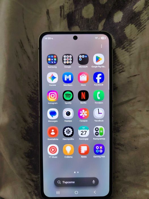 Samsung galaxy Z flip fe 256 ram в гаранция