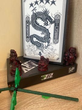 Kpop albums with incisions