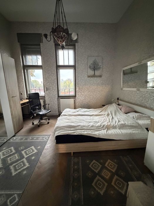 Apartament 3 camere in zona Lic. Nicolae Balcescu !