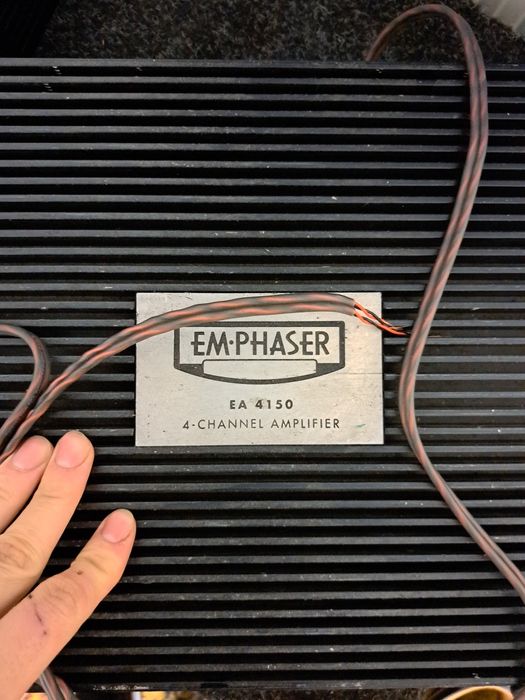 Vand subwoofer urgent