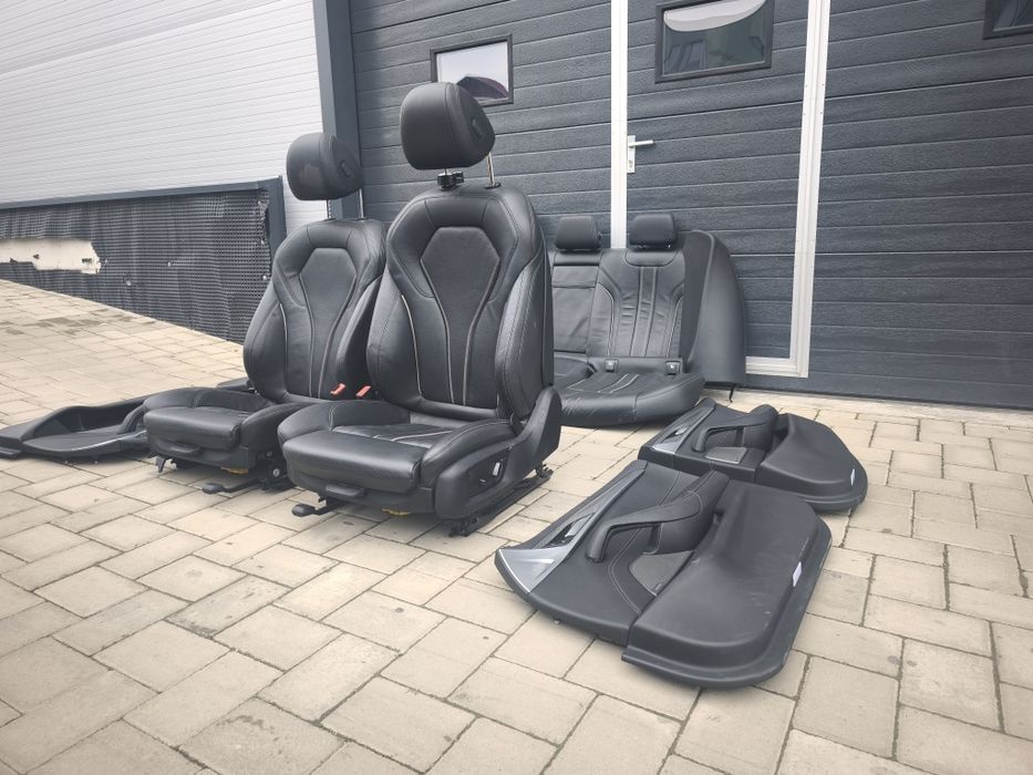 Interior piele neagra incalzit recaro BMW seria 5 G30 2018