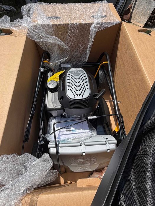 Mașină de Tuns Iarba pe Benzină Alpina AL5 41 A, Motor ST 120 (123cc OHV), Lățime 41 cm, Carcasă Oțel