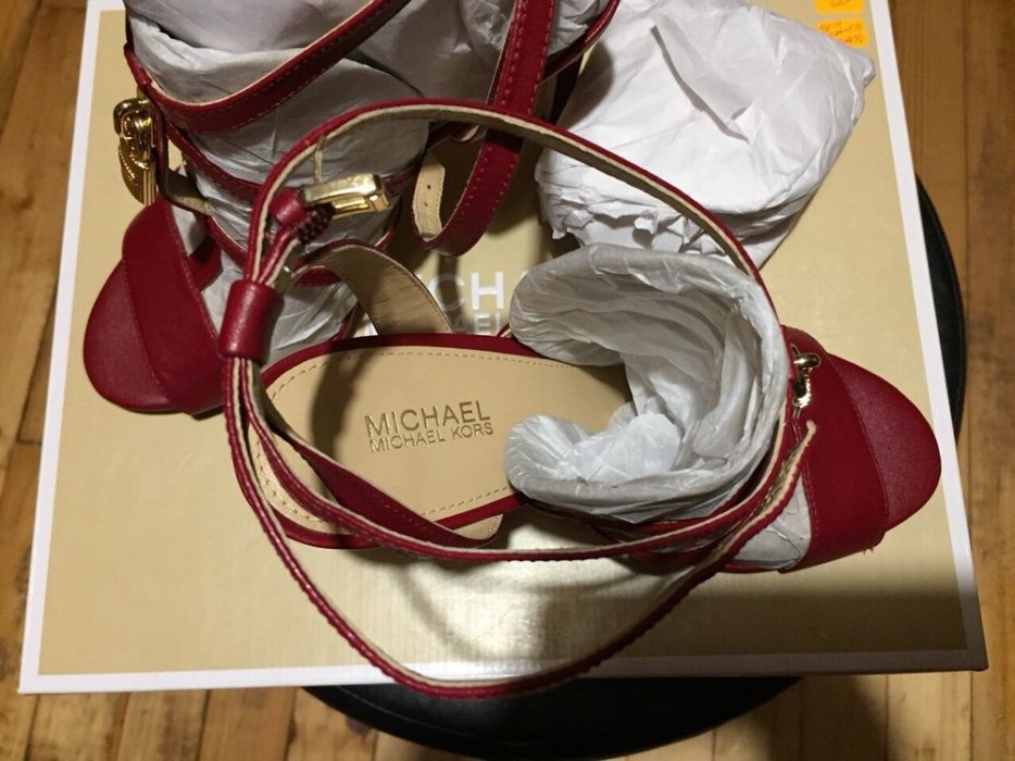 Сандали елегантни Michael Kors
