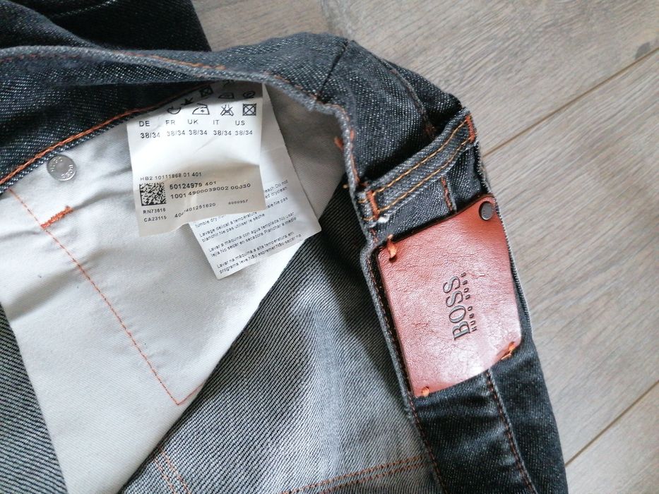Blugi bărbați Hugo Boss originali W38 L31