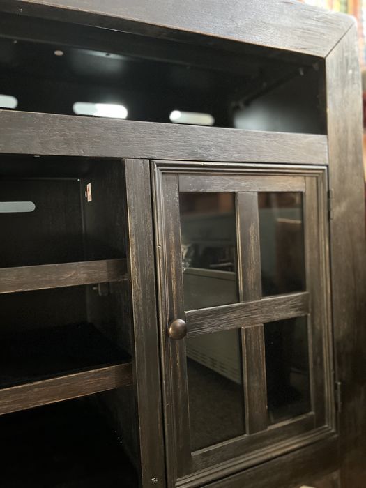 Тв шкаф/ дървена тв секция