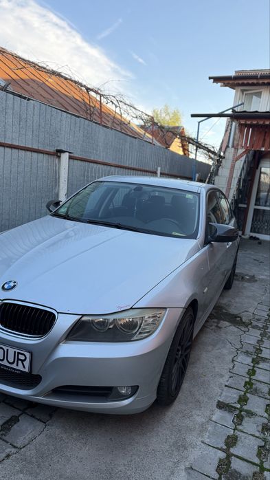 BMW Seria 3 2010 — imagine 1