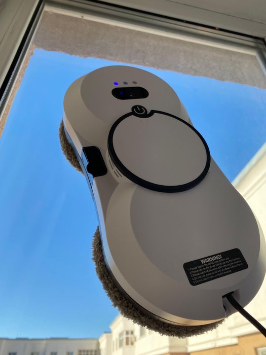 Робот мойщик окон