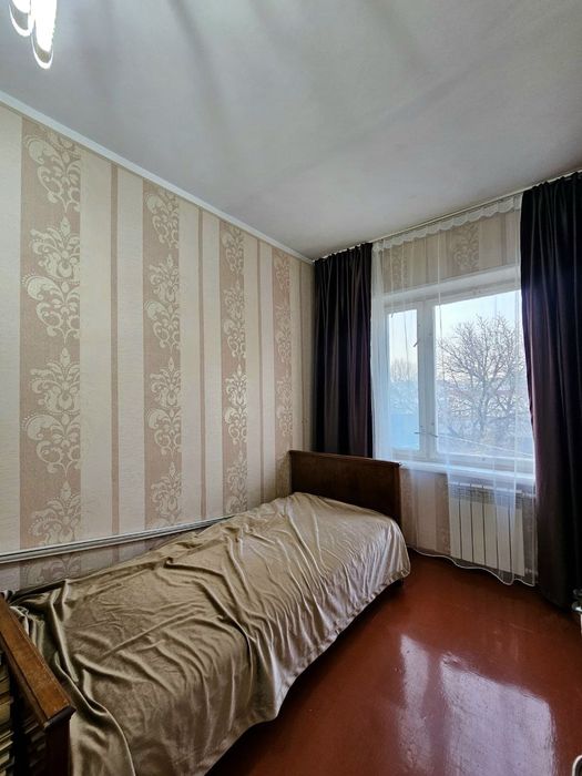 Аэропорт. 3/3/4, 77-я серия. 5 минут от центра.