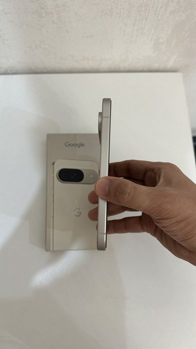 Google Pixel 9 (Porcelain)