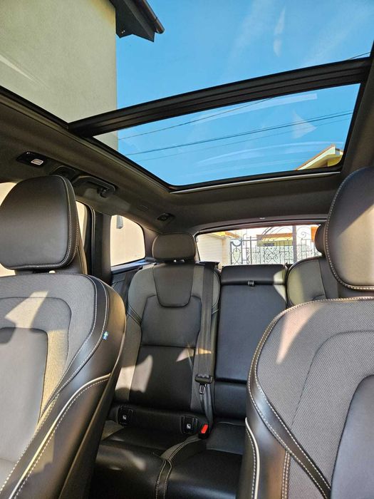 VOLVO XC60 2022 — imagine 5