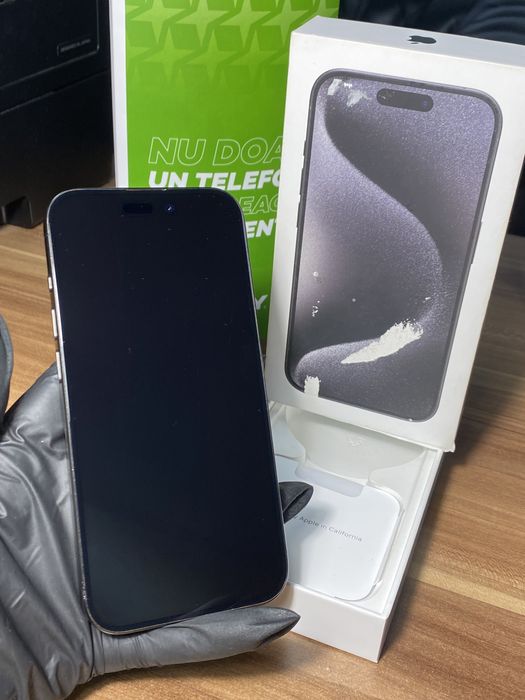 iPhone 15 Pro • 512 GB • Black Titanium