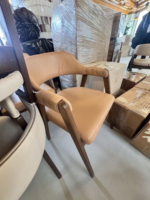 Продам стулья Б/У с ресторана