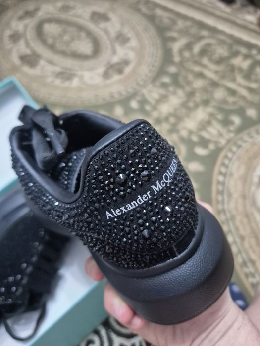 Продам Кроссовки Alexander McQueen