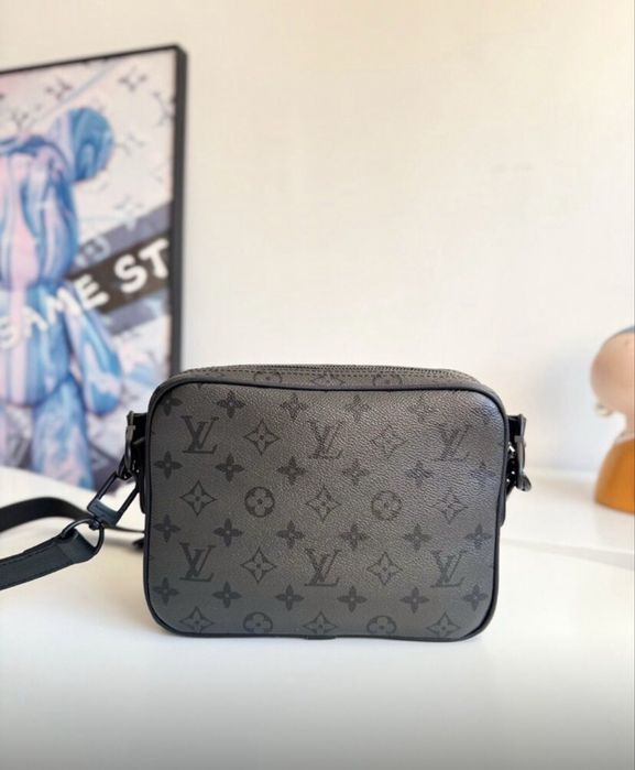 Мъжка чанта louis Vuitton