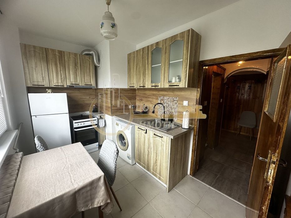 Дава се под наем Двустаен апартамент в София, Красно село - 65 кв.м за 561 € - Снимка #1