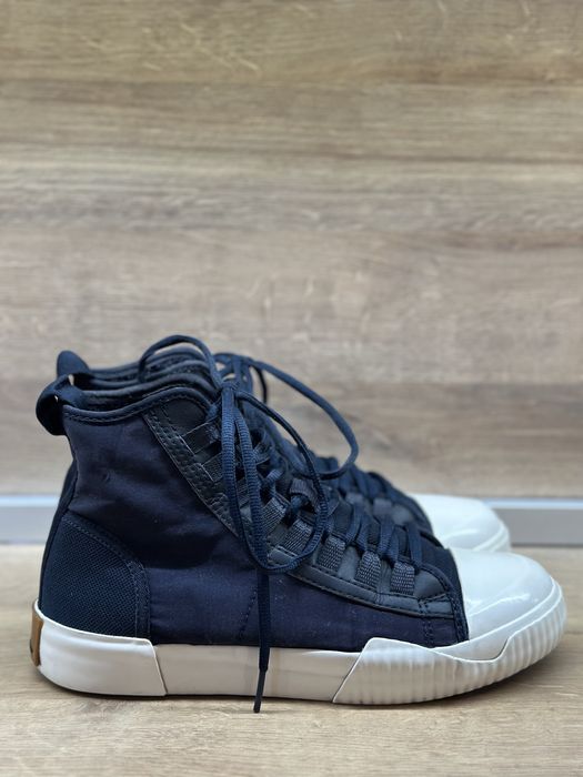 Продават се женски кецове/ сникърси/ обувки G-Star в размер 38 EU