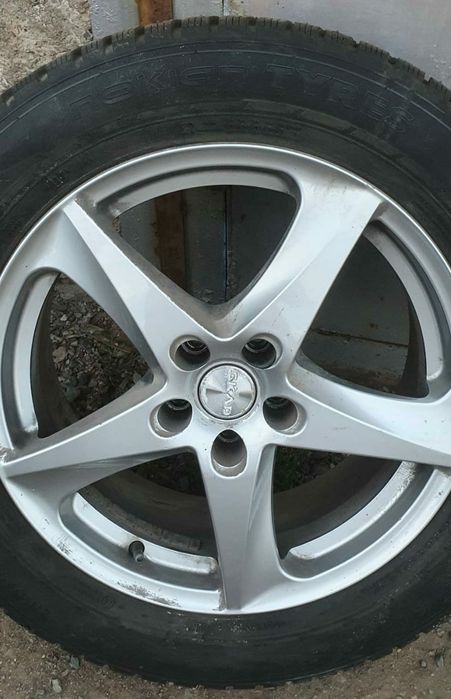 Продам зимние колеса