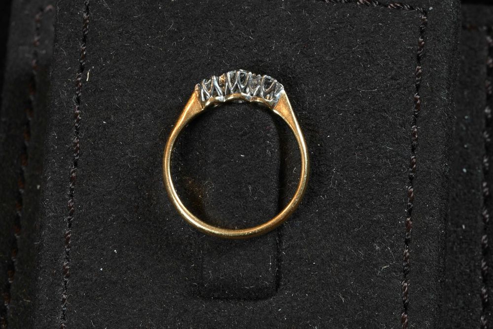 Пръстен Злато 750 и Платина с 3 Диаманта 0.30 карата Размер 50