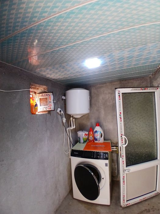 Shahrisabz shahar TutzorMFY detske balinsa orqasida