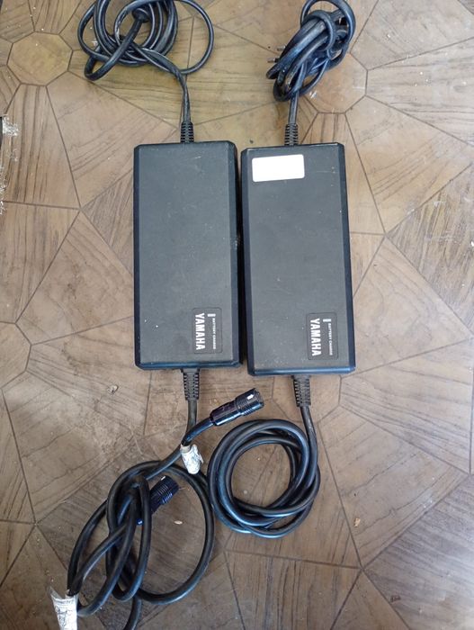 Incarcator 42v 4A  yamaha, bosch, shimano