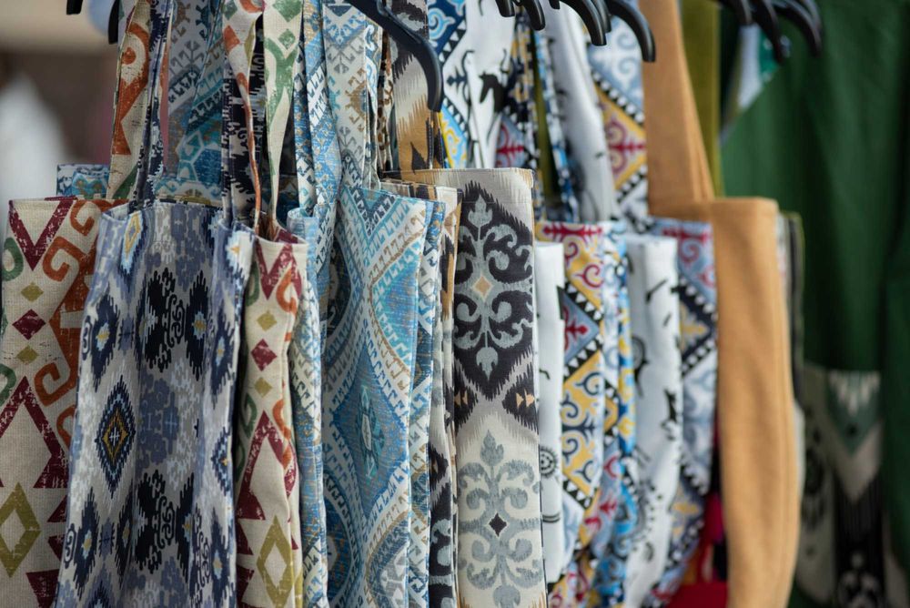 Этно шопперы в казахском стиле