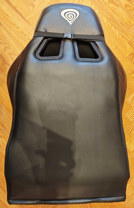 Геймърски стол Genesis Nitro 440 - Счупено