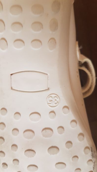 Sandale pentru scoala