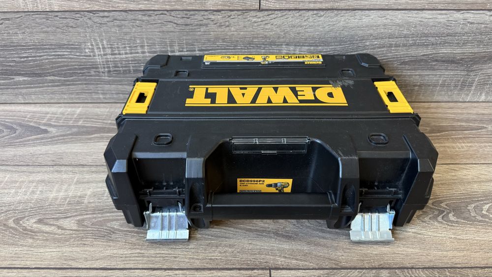 Продам: DeWalt DCD996P2 дрель- шуруповерт