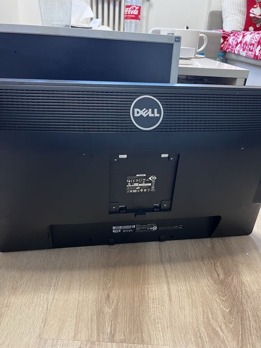 Monitor Dell 24” FHD