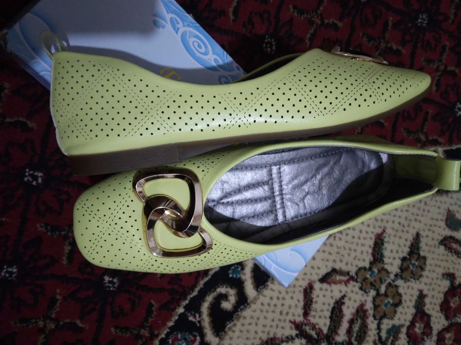 Ayollar uchun baletka FEBI FENI