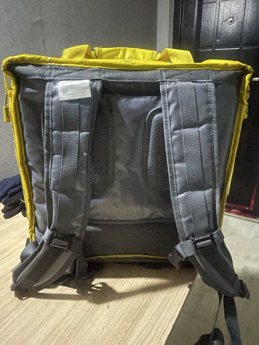 Продаю термосумка Glovo