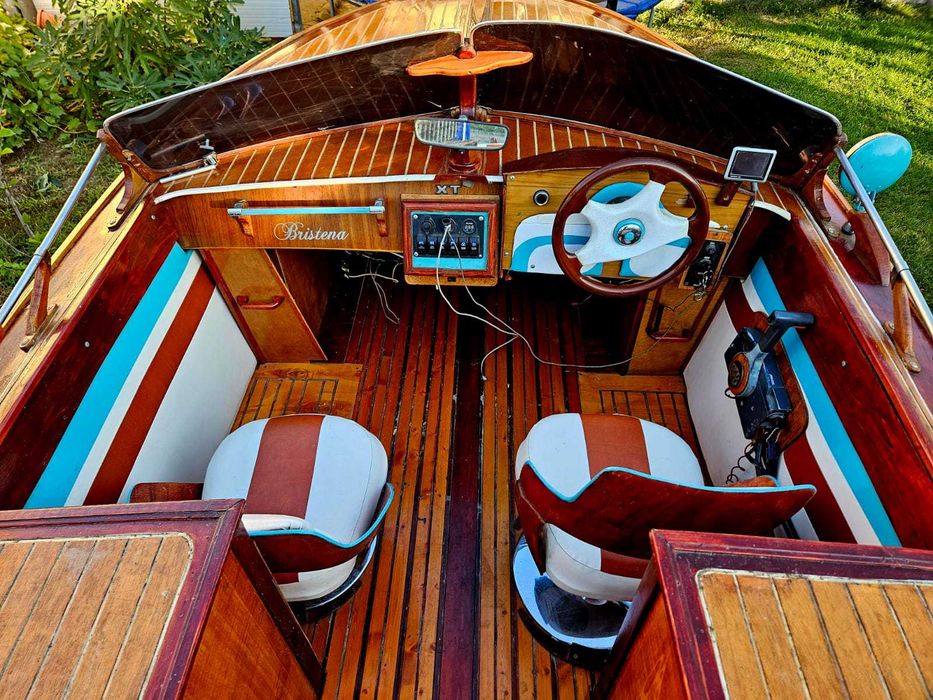 Barca Bristena Proiect Unicat