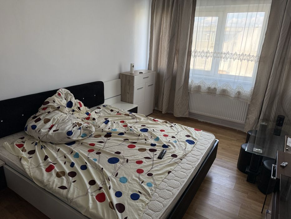 Inchiriez apartament cu o camera