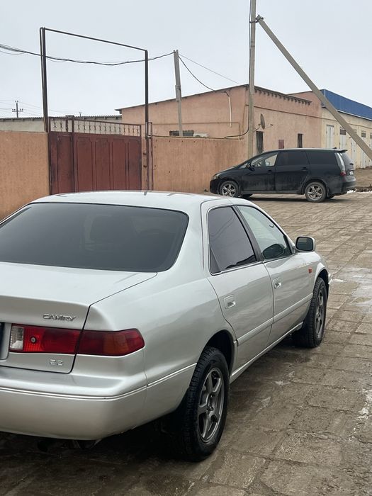 Toyota camry 25 сатылады