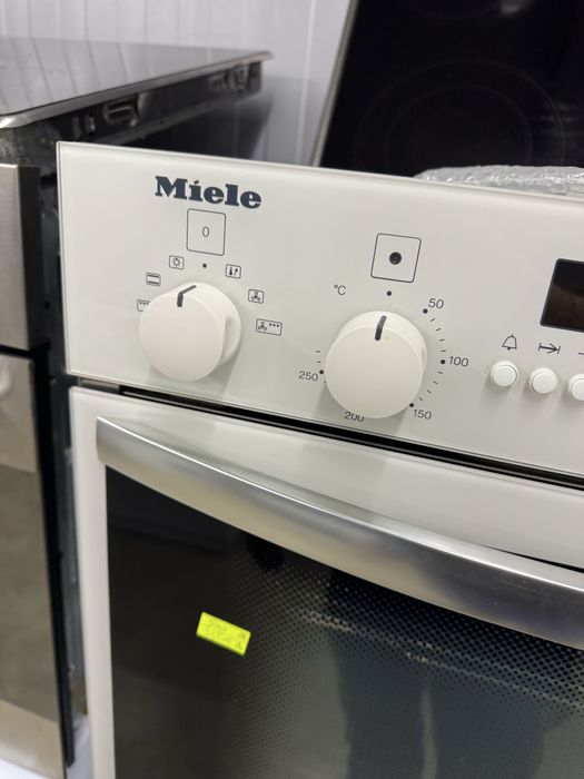 Miele Фурна за вграждане с керамични котлони Germany Гаранция