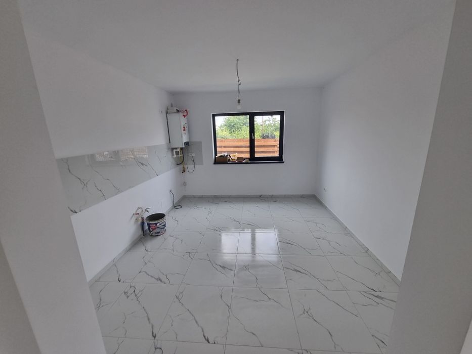 Vila Langa HOTEL CAPITOL P+E la drum Judetean