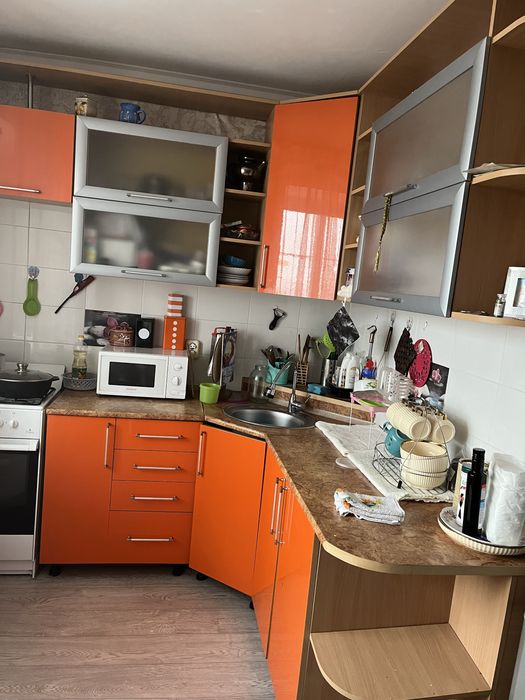 Продам 1 комн, мкр.Коктем 9а, 3 этаж, 45кв.
