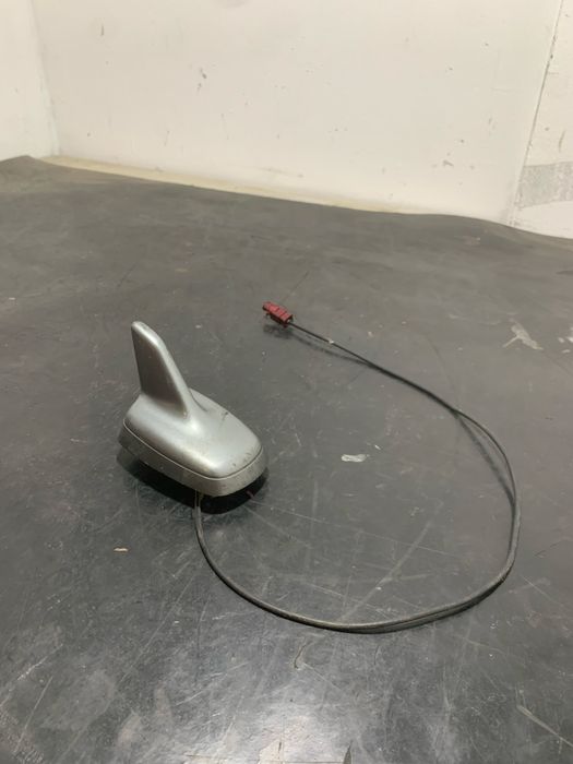 Antena Radio Audi A8 D3 3.0 TDI 4E0035503R