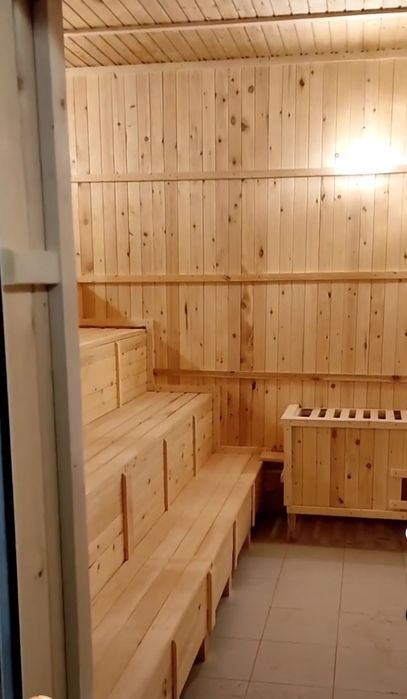 Плотник обшивка бань сауна