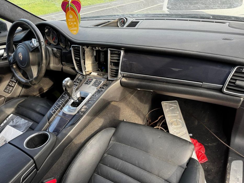 Ceas chrono Porsche Panamera 2012