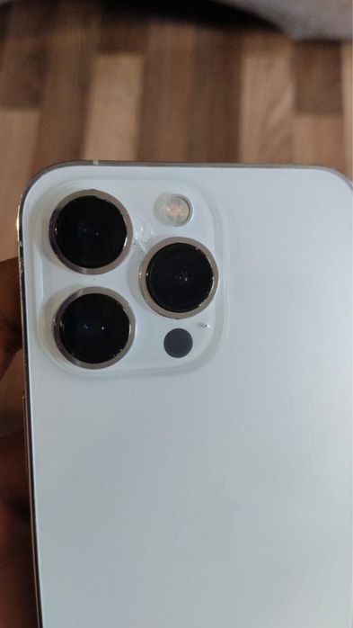 Продам Iphone 13 pro