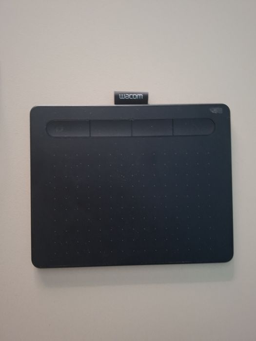 Графичен таблет Wacom intuos S