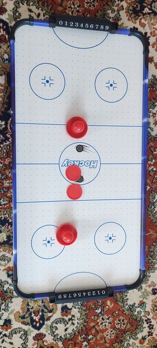 Joc Mini Air Hockey / Hochei de masă pentru copii – Stare foarte bună