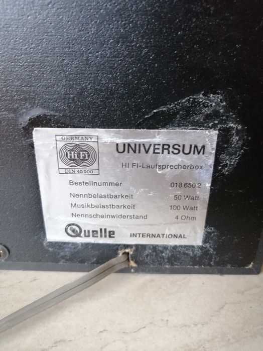 Тонколони Universum