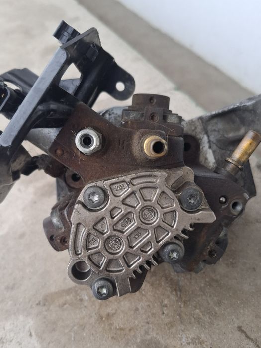 Pompa inalta Ford Focus mk2 1.6 diesel