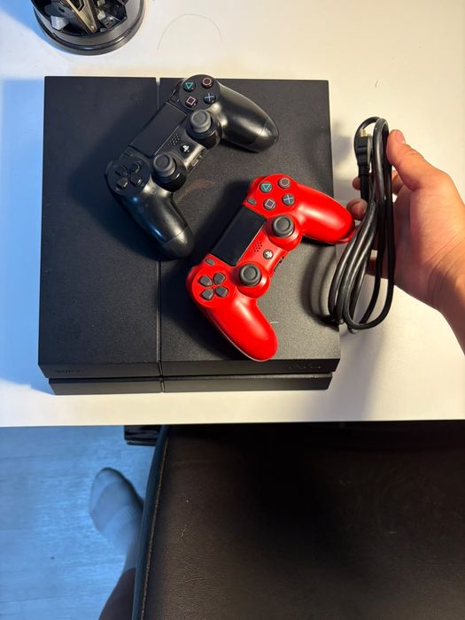 Sony PlayStation 4