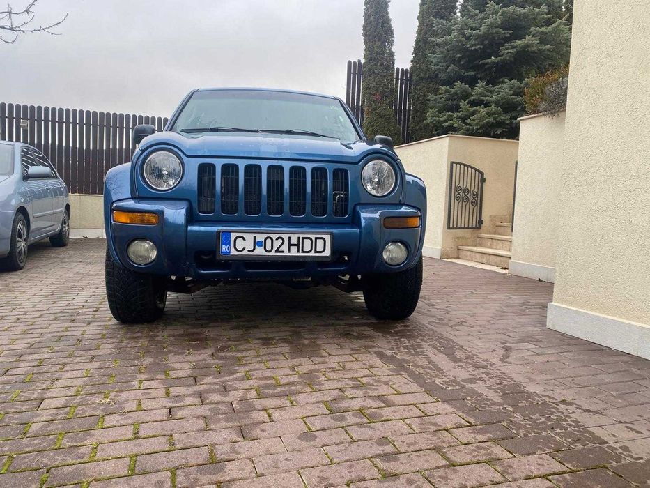 Vand Jeep Cherokee unicul proprietar